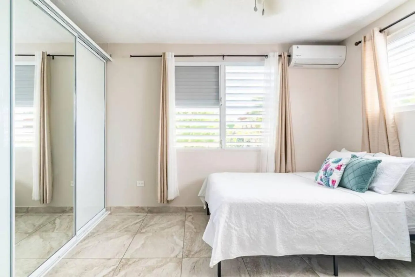 Beachside Near Airport Near Golf Course Aguadilla 0*,